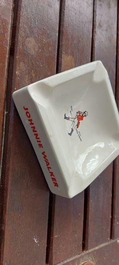 johnnie walker, collectors item,,lovely advertising display ashtray, free shipping within Ireland thank you, sold as is