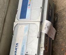 12 v car battery