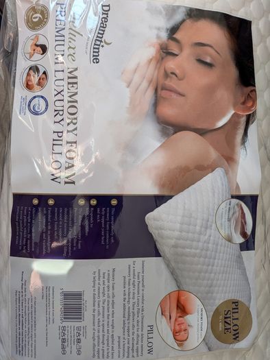 Deluxe Memory Foam Premium Luxury pillow