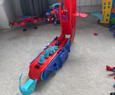 SPIDEY AND HIS AMAZING FRIENDS Marvel Spider Crawl-R 2-in-1 Headquarters Playset