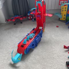 SPIDEY AND HIS AMAZING FRIENDS Marvel Spider Crawl-R 2-in-1 Headquarters Playset