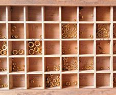 Box of pivot hole Bushings
