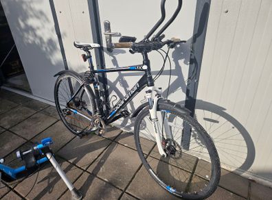 Hybrid Bike