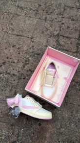 Air Jordan 1 Low x Travis Scott "Shy Pink"