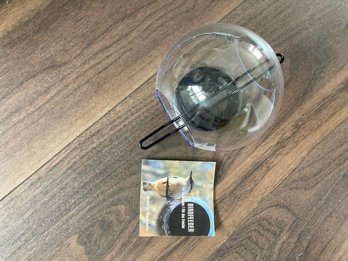 Bird feeder with Camera
