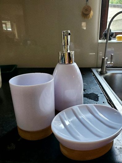 bathroom kit