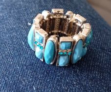 Lovely dressy ring