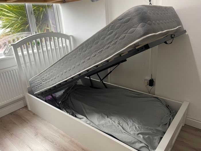 Single Ottoman Bed