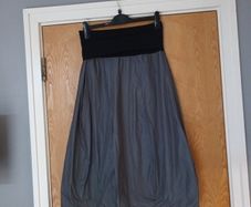 Clemente Skirt S. 1-10.  New- No Tag.
