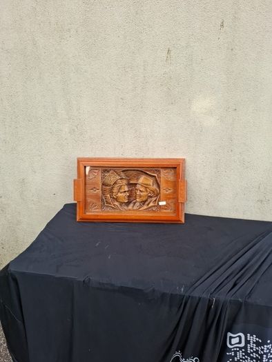 wood sculpted tray postage possible