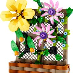 Lego Set No. 40683 - Flower Trellis Display