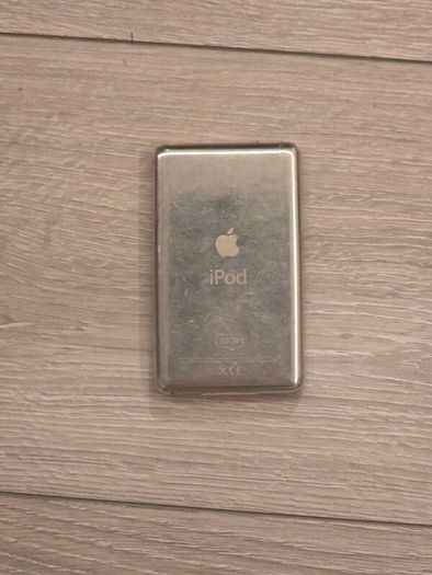 iPod 5th Gen Classic 30gb (Free Post)