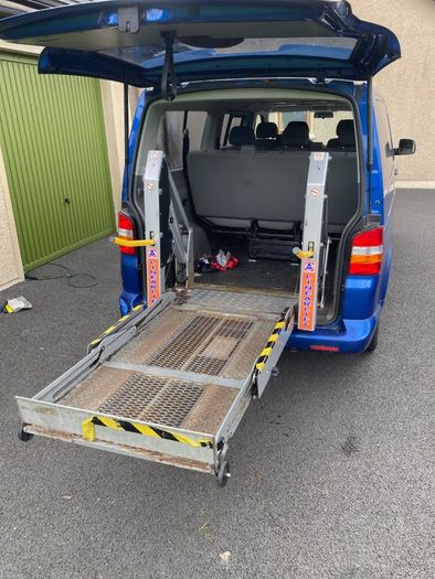 Van Wheelchair lift