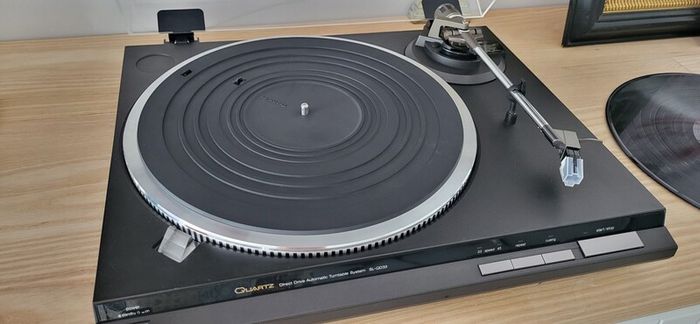 Technics SL QD33 Turntable