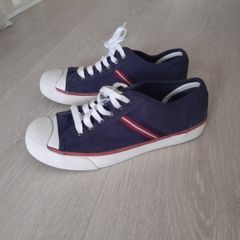 ladies Tommy hilfiger trainers size 5