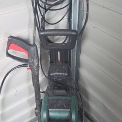 Pressure Washer