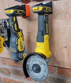 Dewalt tool hanger