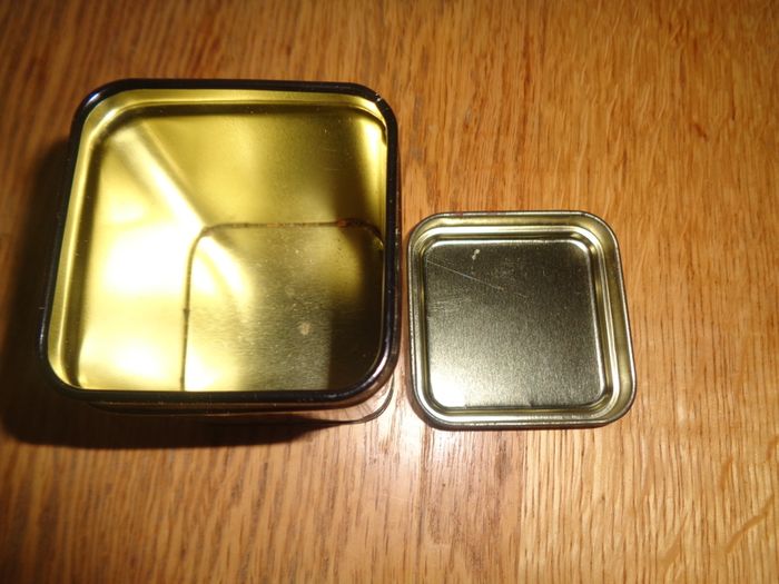 Vintage Oriental Tea Caddy for Sale