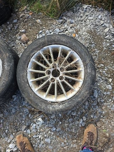 bmw 5 series 5 bolt alloy wheels 225 55 t16