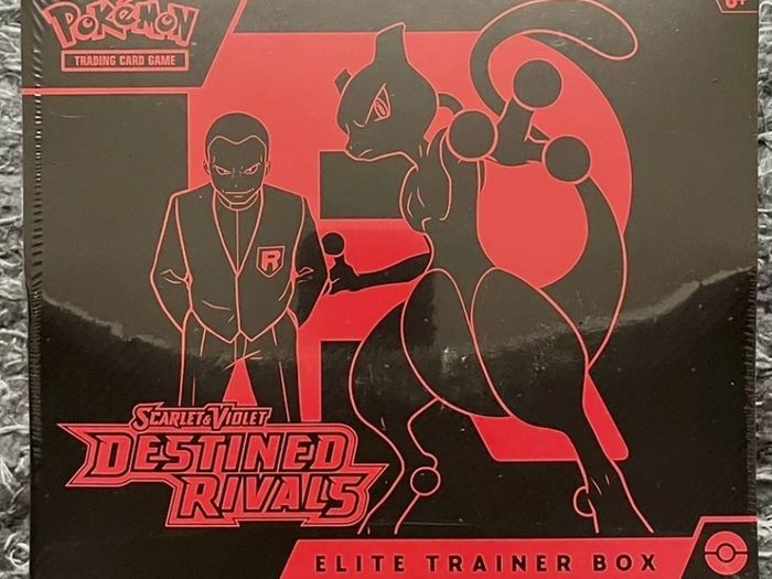 Pokemon destined rivals trainer box