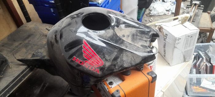 honda fireblade tank fairing