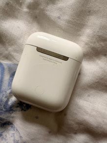 AirPod 2nd Gen.