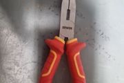 pliers