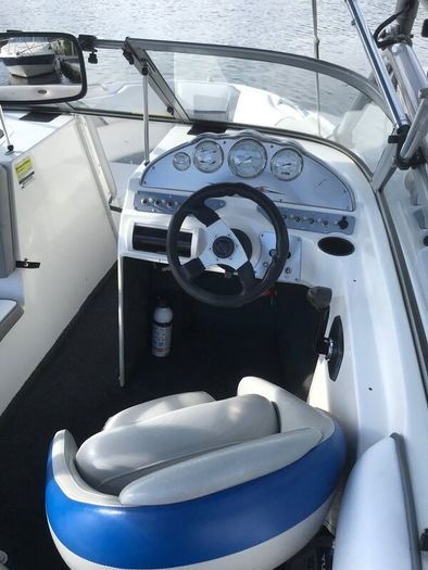 TIGE Switch Series Wake Boat