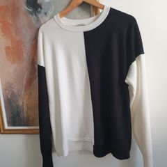 Cyrus Knitted Jumper Size Large