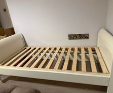 mama&papas Cot bed