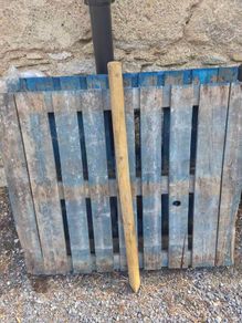 2 pallets