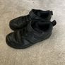 Boys court shoes Image 4