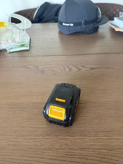 Dewalt 4Amp Battery