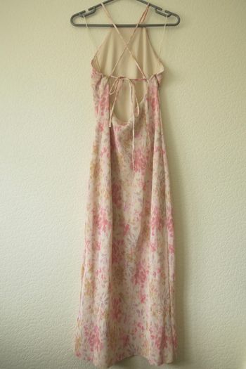 DYNAMITE Floral low cross back halter neck maxi dress Size M / 38 / 10