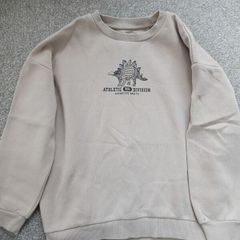 boy's jumper. Age 7/8.