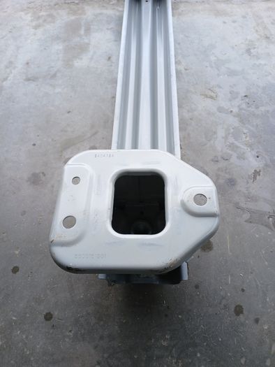 Genuine Volvo Xc30 Rear Bumper Impact Bar 80013953