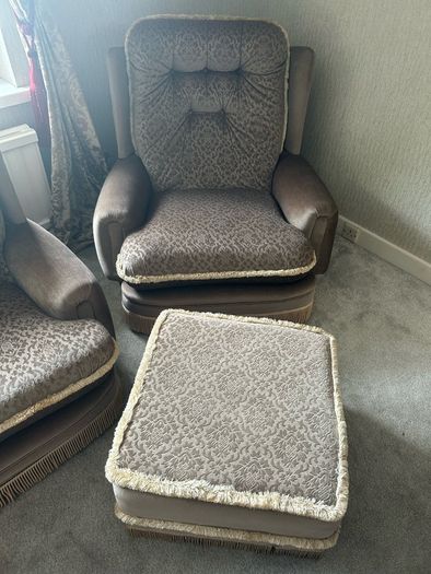 Sofa, armchairs & footstools