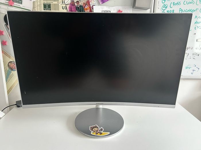 samsung 27 inch Curved LED Monitor