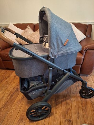Uppababy Vista V2 Travel System Greyson