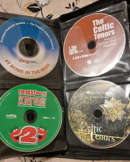 80 CD + Case. All CD's in perfect playable condition.