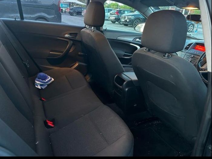 2012 Opel Insignia