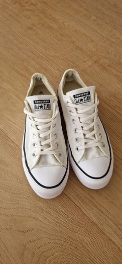 Womens Footwear