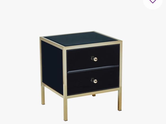 2 bedside tables with Drawers
