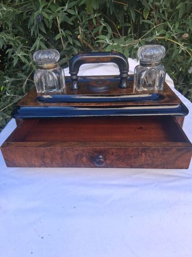 Victorian Burr Walnut Table Inkwell Stand
