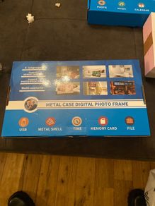 digital photo frame