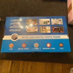 digital photo frame