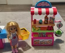 Barbie Chelsea Snack Stand playset