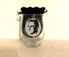De Valera Glass