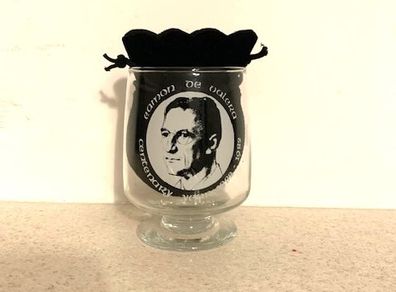 De Valera Glass