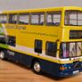 model bus Image 2
